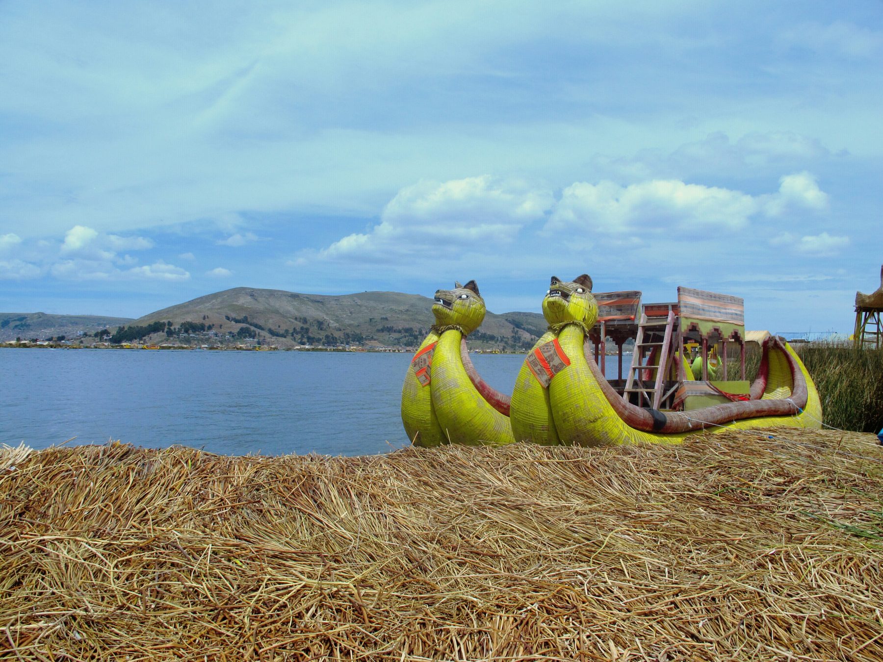 Uros sur le Lac Titicaca au Pérou