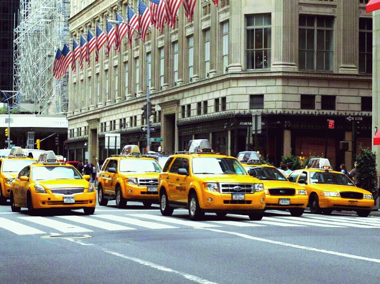 une lignée de taxi à New York