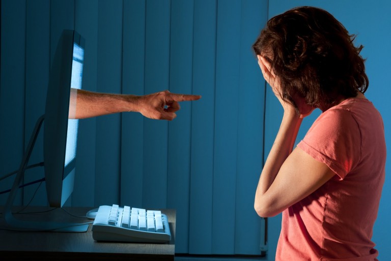 Cyberharcèlement au féminin : pourquoi j’admire Pénélope McQuade