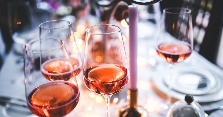 Tout ce que vous devez savoir sur le vin rosé