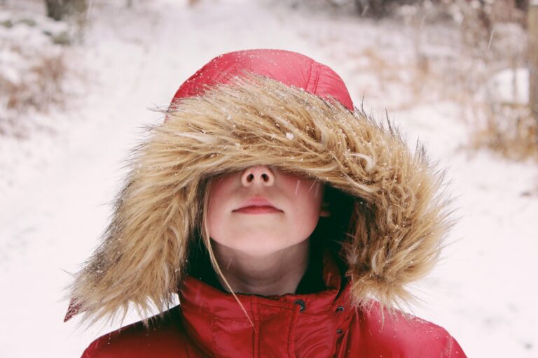 10 compagnies québécoises qui offrent des habits de neige pour enfants